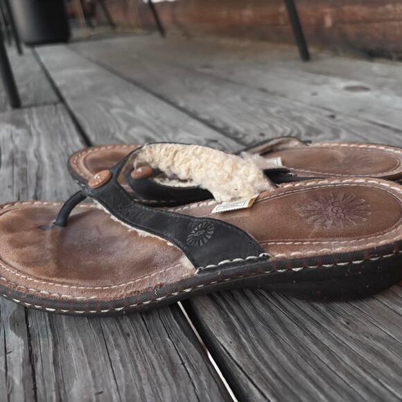 Brown Ugg flip flops - Picture 4 of 6
